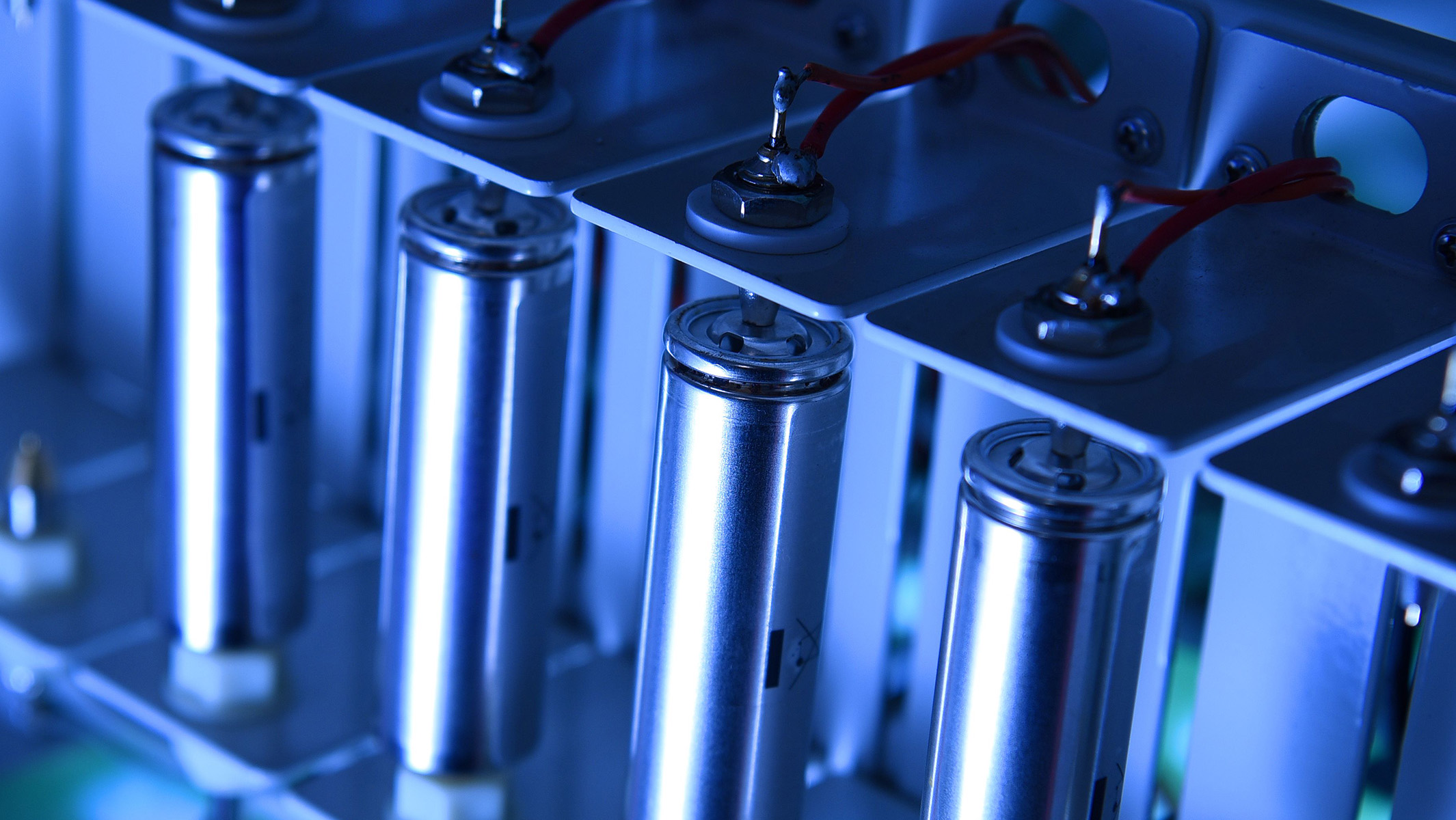Echion Technologies Cylindrical Cell Testing - Electrifying heavy-duty applications