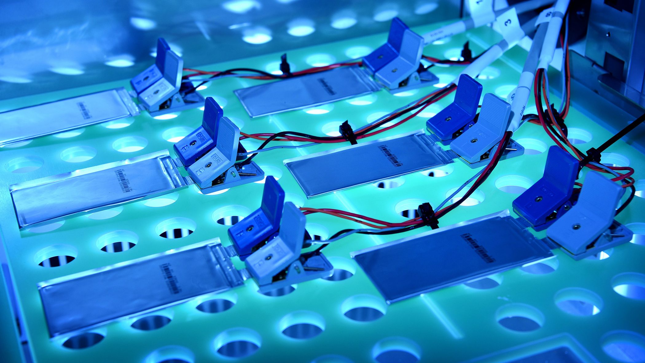Echion Technologies Testing Pouch Cells - Electrifying heavy-duty applications